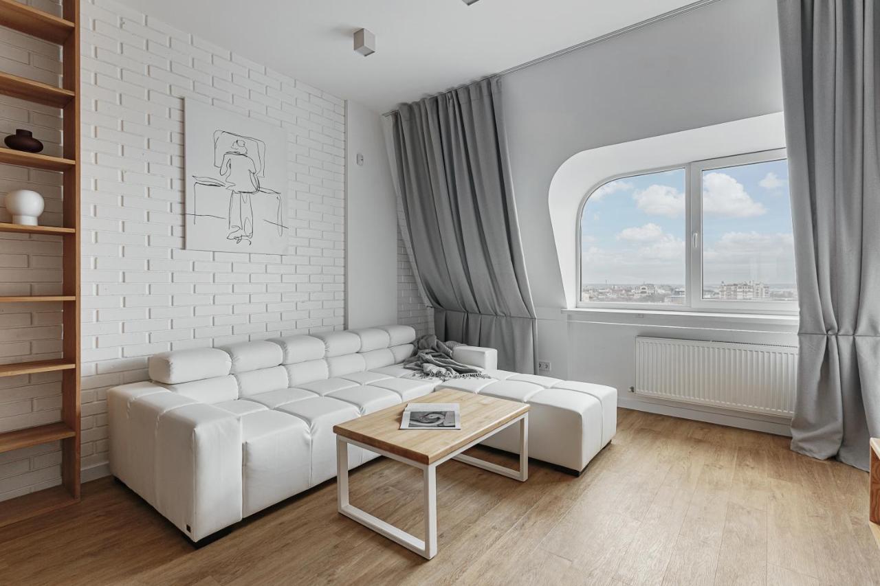 Royal Sky Apartments Odessa Exteriör bild